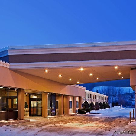 Quality Inn Oneonta Cooperstown Area Buitenkant foto