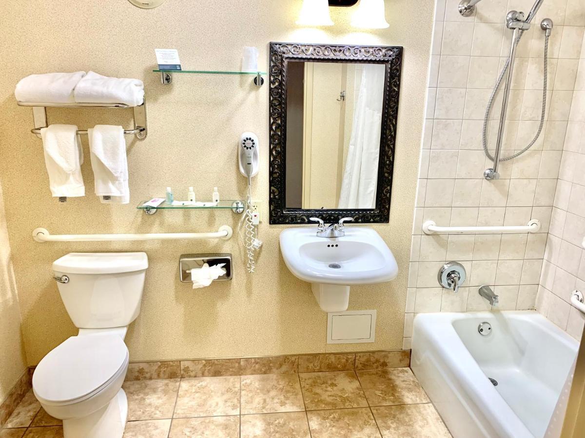 Quality Inn Oneonta Cooperstown Area Buitenkant foto